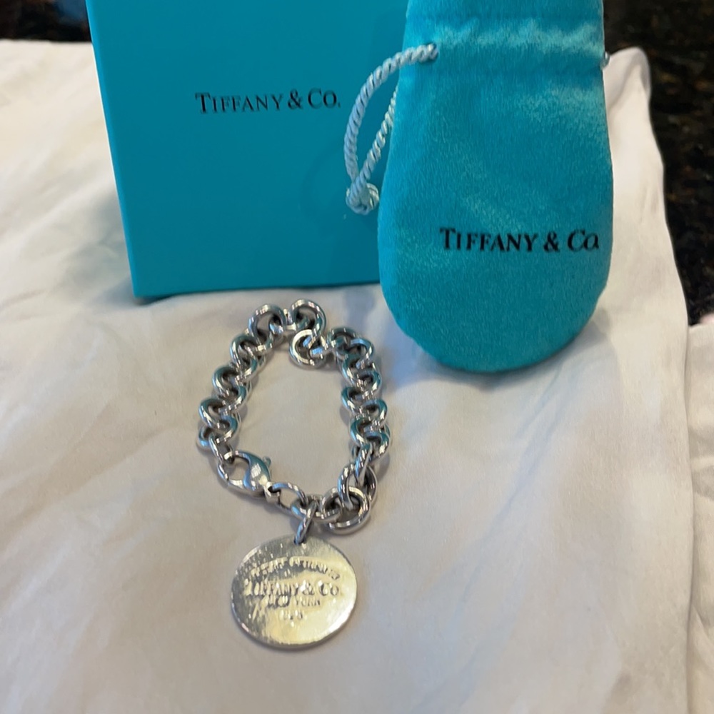 Tiffany & Co Please Return To Tiffany & Co